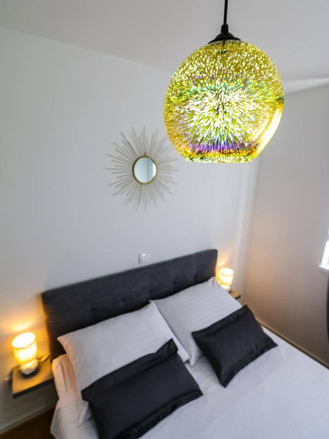 Luce Gold Apartment 扎达尔 外观 照片