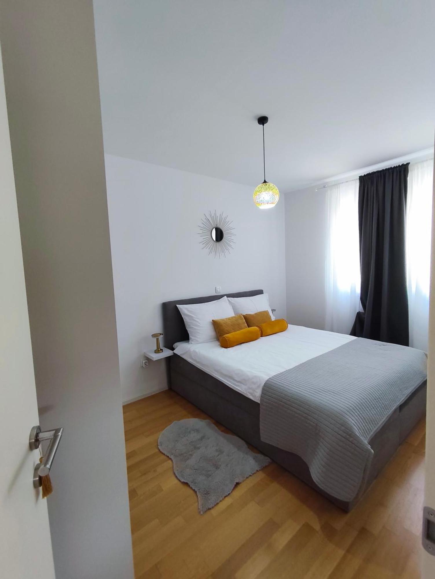 Luce Gold Apartment 扎达尔 外观 照片